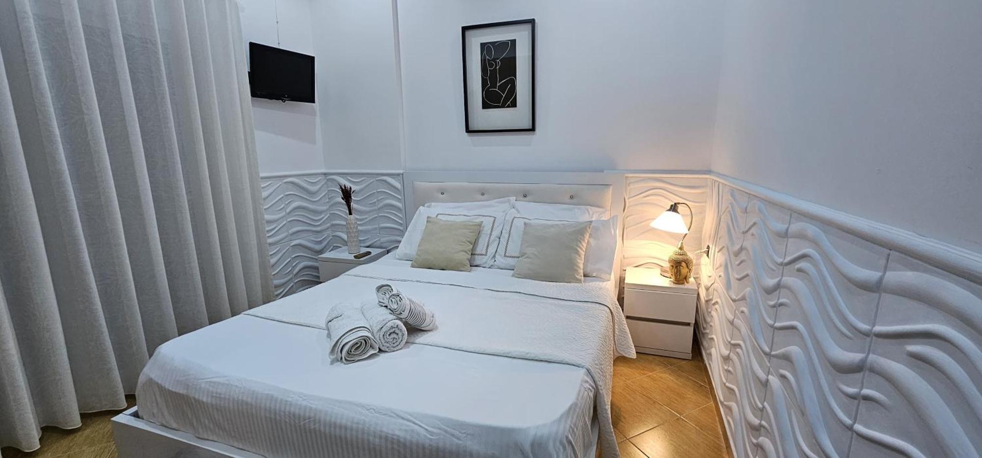 Alpha Seaside Apartment Саранда Екстер'єр фото