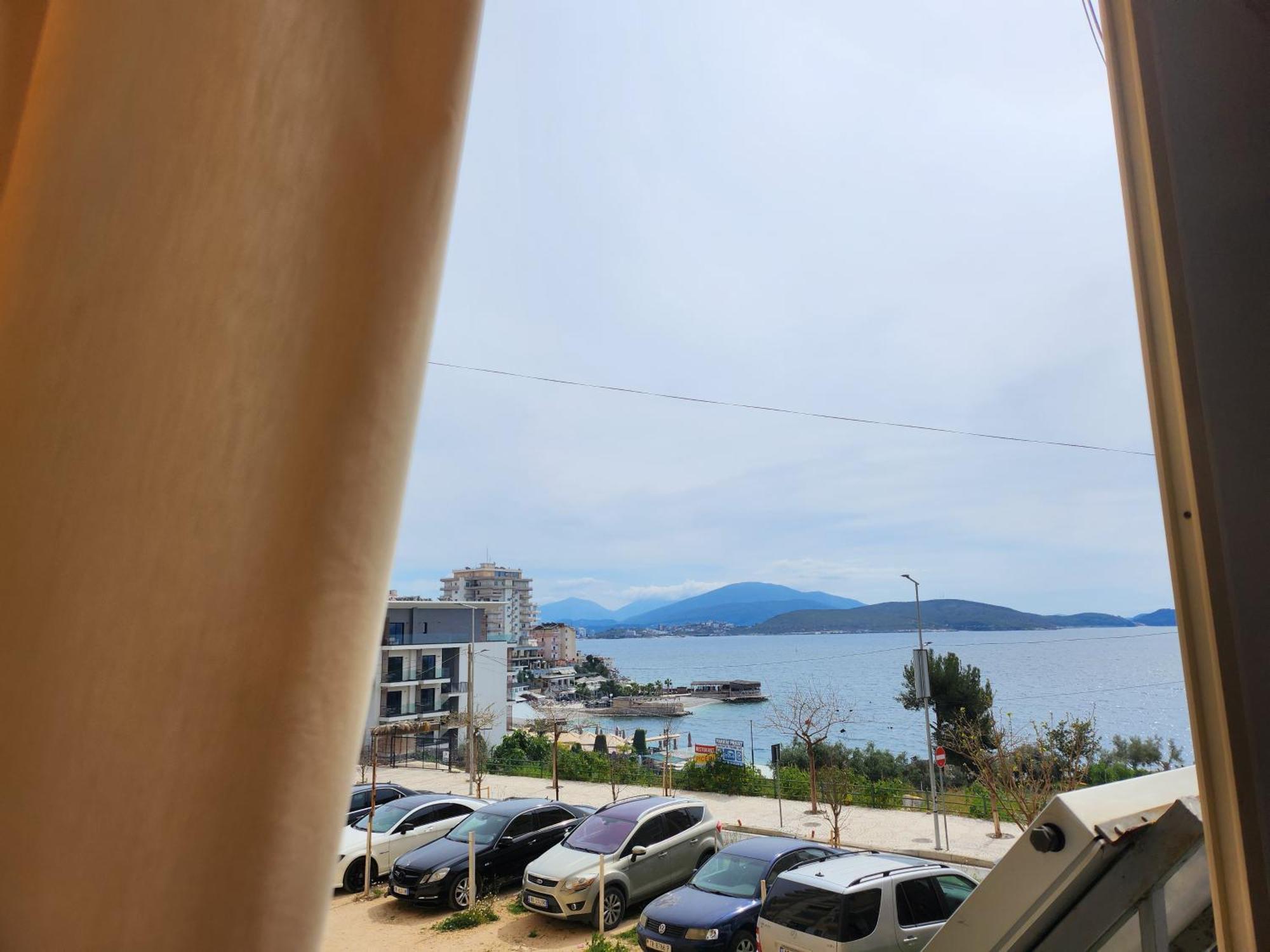 Alpha Seaside Apartment Саранда Екстер'єр фото